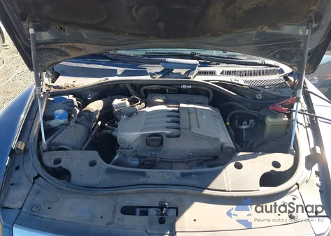 2004 Volkswagen Touareg V6 from USA, damaged, VIN WVGBC67L64D006575